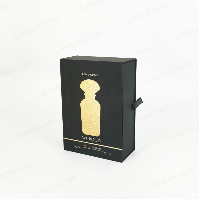 Scatola di profumo stampato in lamina oro con vassoio EVA e elegante base HP005