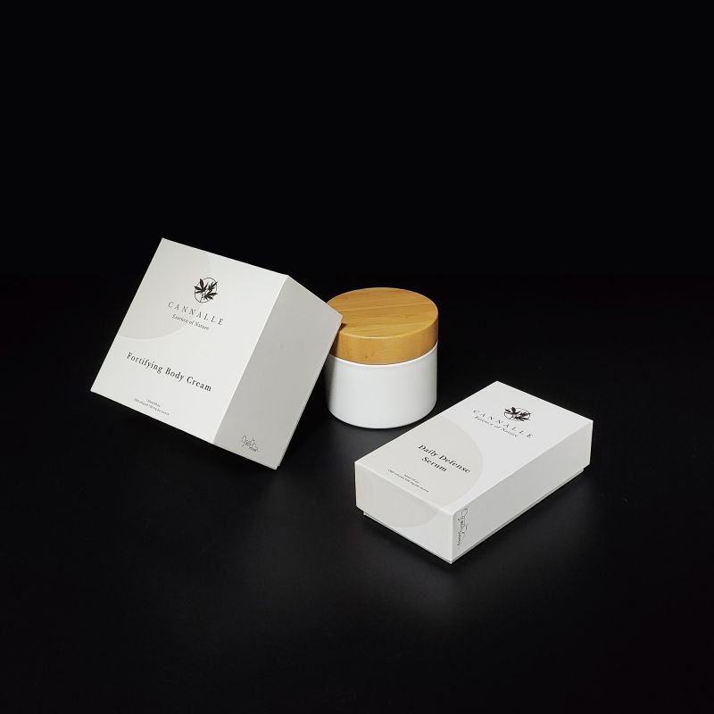 Box regalo per profumi rigidi logo in foglio d'oro con vassoio in schiuma EVA e finitura premium HP017