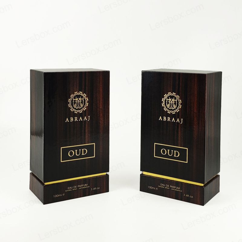 Packaging di profumo rigido artigianale con dettagli in lamina d'oro e inserto in schiuma EVA HP019