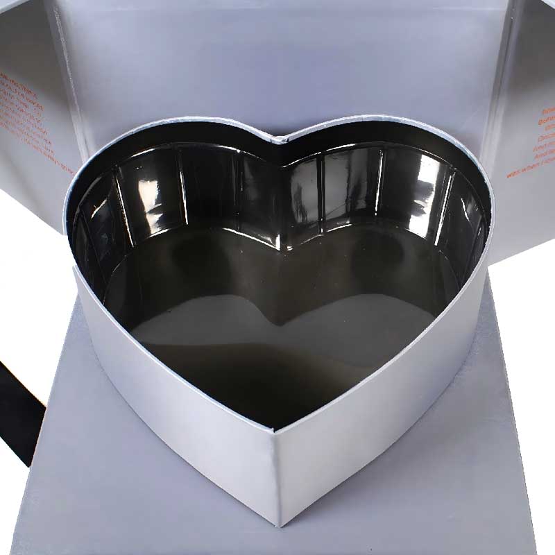 Design a doppia porta da regalo nobile con prua nobile